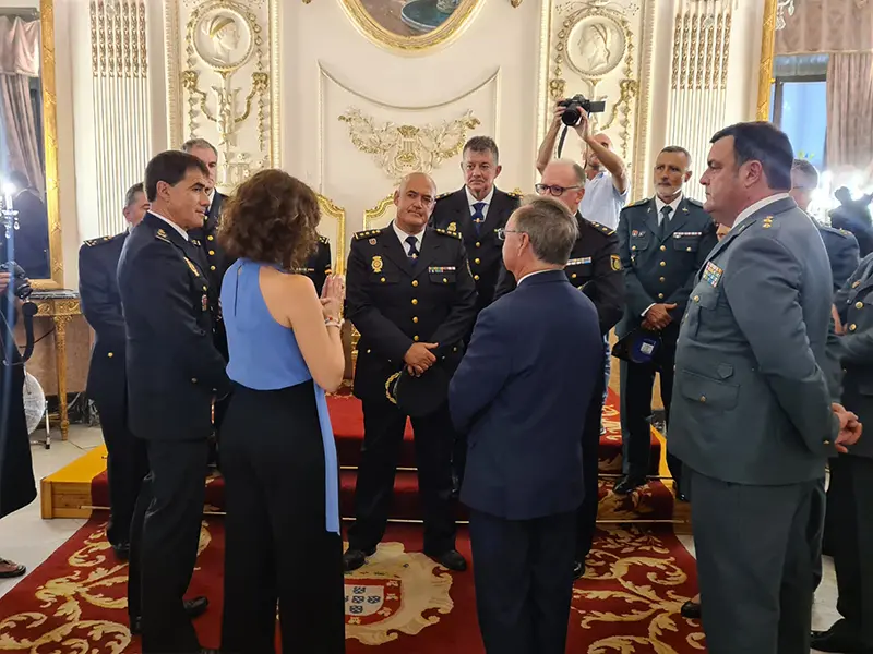 VISITA AYUSO 23
