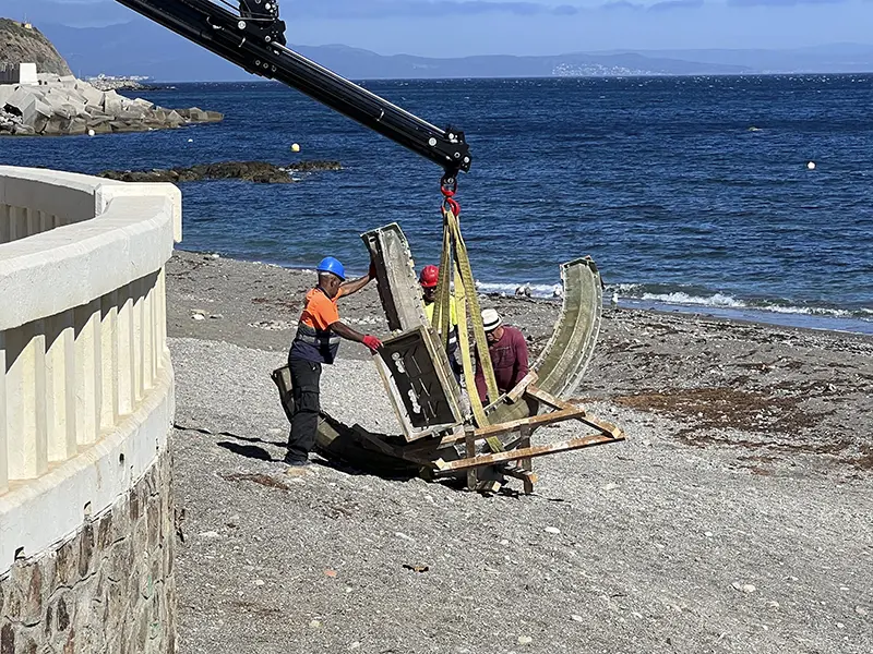 Reinstalaci&oacute;n del Reloj de Sol de Playa Ben&iacute;tez / Daniel Hern&aacute;ndez