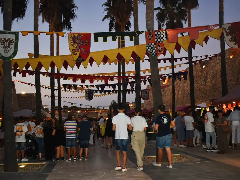 Mercado Medieval / Rafa Baez
