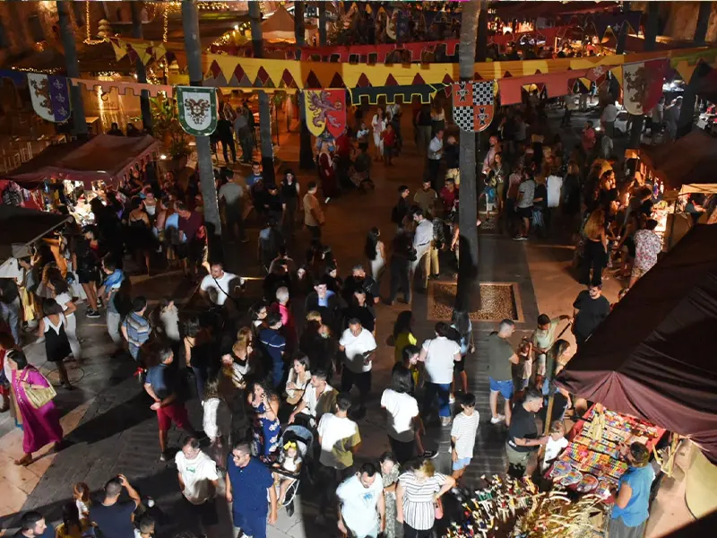 Mercado Medieval / Rafa Baez