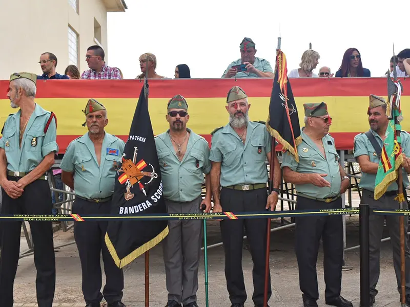 Parada militar con motivo del CII Aniversario de la Legi&oacute;n / Rafa Baez