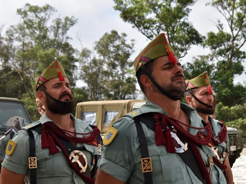 La Legi&oacute;n 33