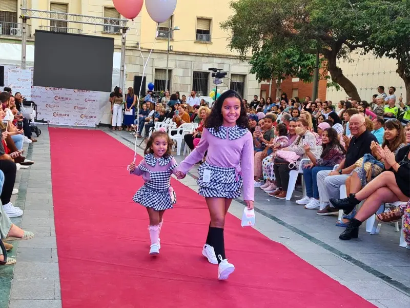Pasarela Infantil en la Semana del Comercio / Laura Ortiz