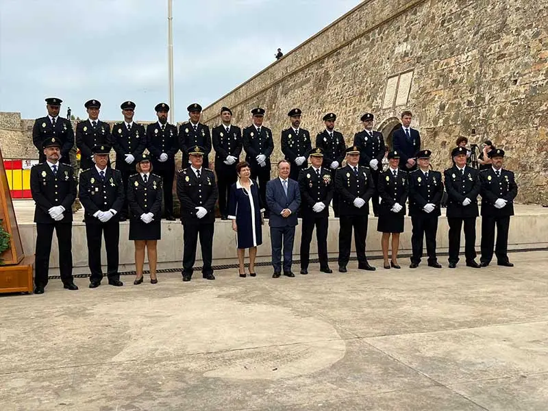 Conmemoracion de los &Aacute;ngeles Custodios / Daniel Hern&aacute;ndez