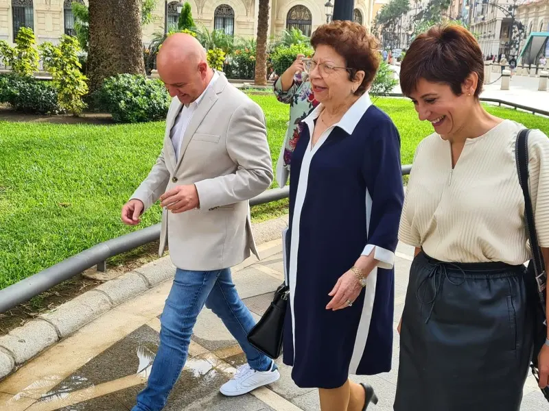 ministra 5