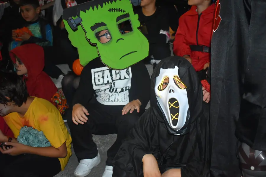 mixto halloween 6