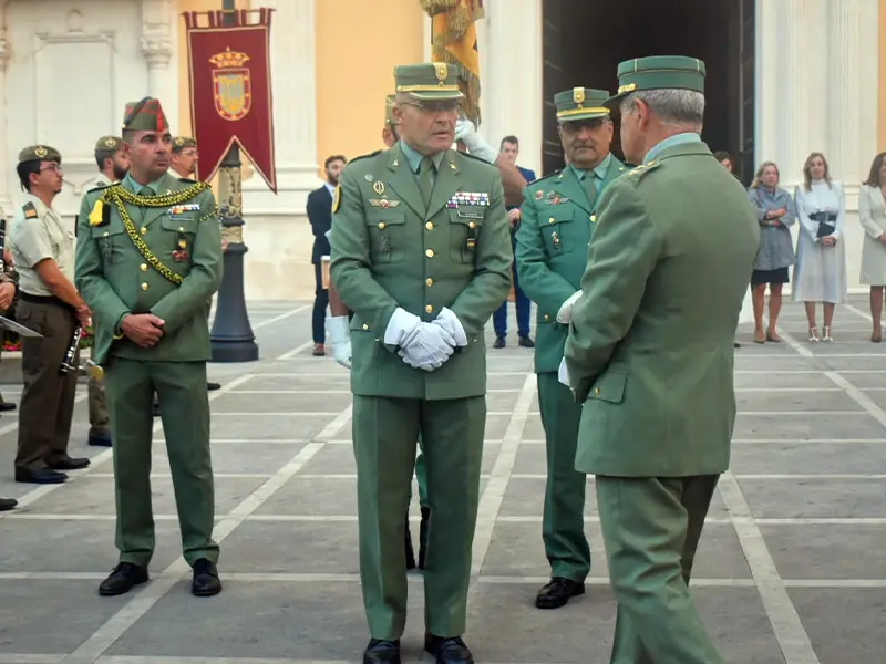Ceremonia de entrega del Escudo de Oro a la Legi&oacute;n / Rafa B&aacute;ez
