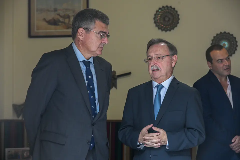 Visita de la ministra de Defensa, Margarita Robles-2