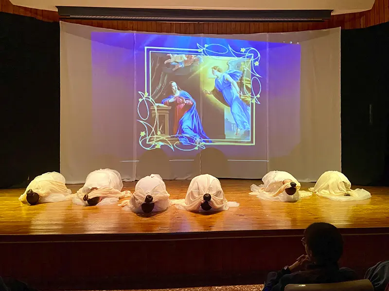 Representaci&oacute;n de la vida de Mar&iacute;a, en la Inmaculada