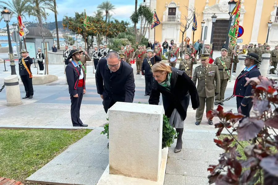 Arriado de bandera / Daniel Hern&aacute;ndez