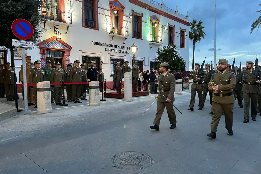 Arriado de bandera / Daniel Hern&aacute;ndez