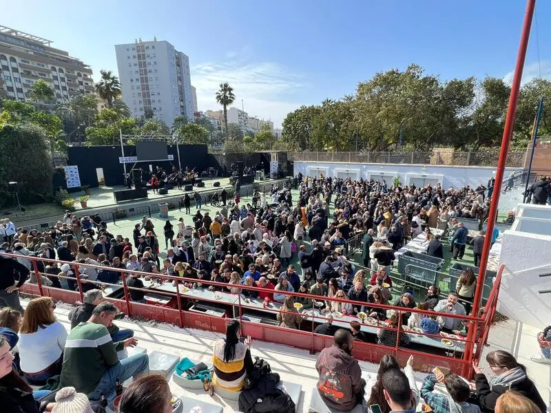 Gran ambiente en la Mejillon&aacute; / Daniel Hern&aacute;ndez