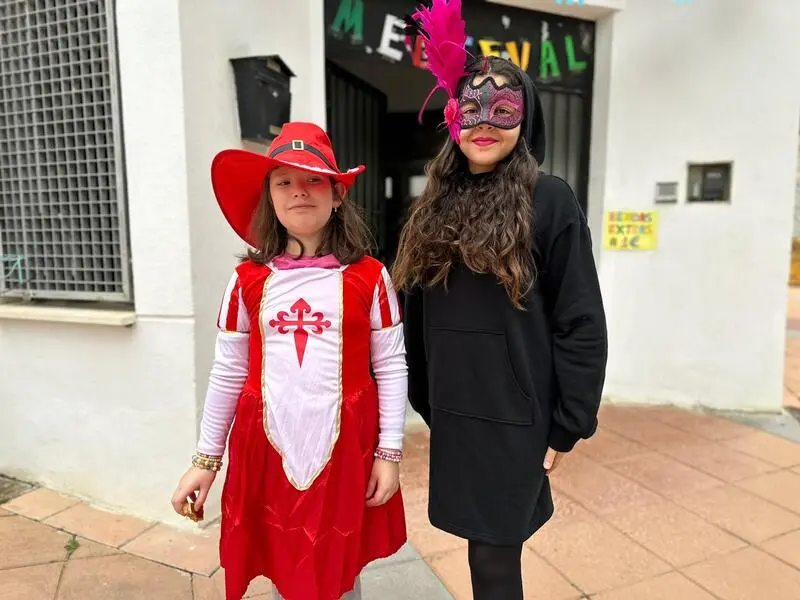 Carnaval medieval en San Daniel / Mohamed Ettouileb