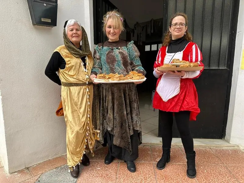 Carnaval medieval en San Daniel / Mohamed Ettouileb