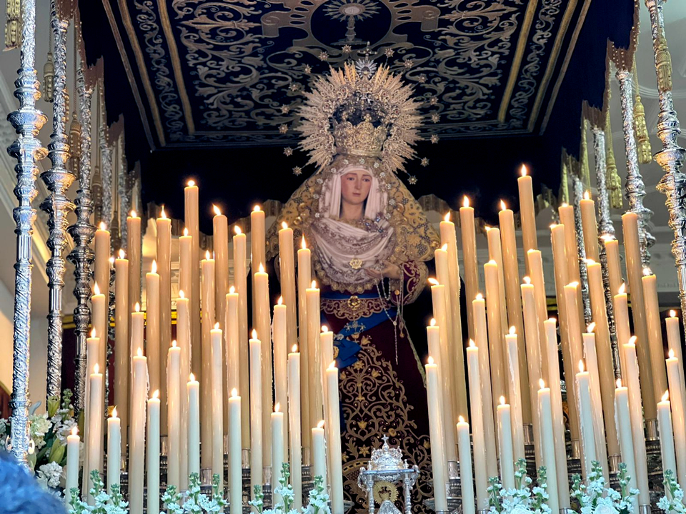 Salida procesional de la Hermandad de Nuestro Padre Jes&uacute;s de la Flagelaci&oacute;n y Mar&iacute;a Sant&iacute;sima de la Caridad / Daniel Hern&aacute;ndez
