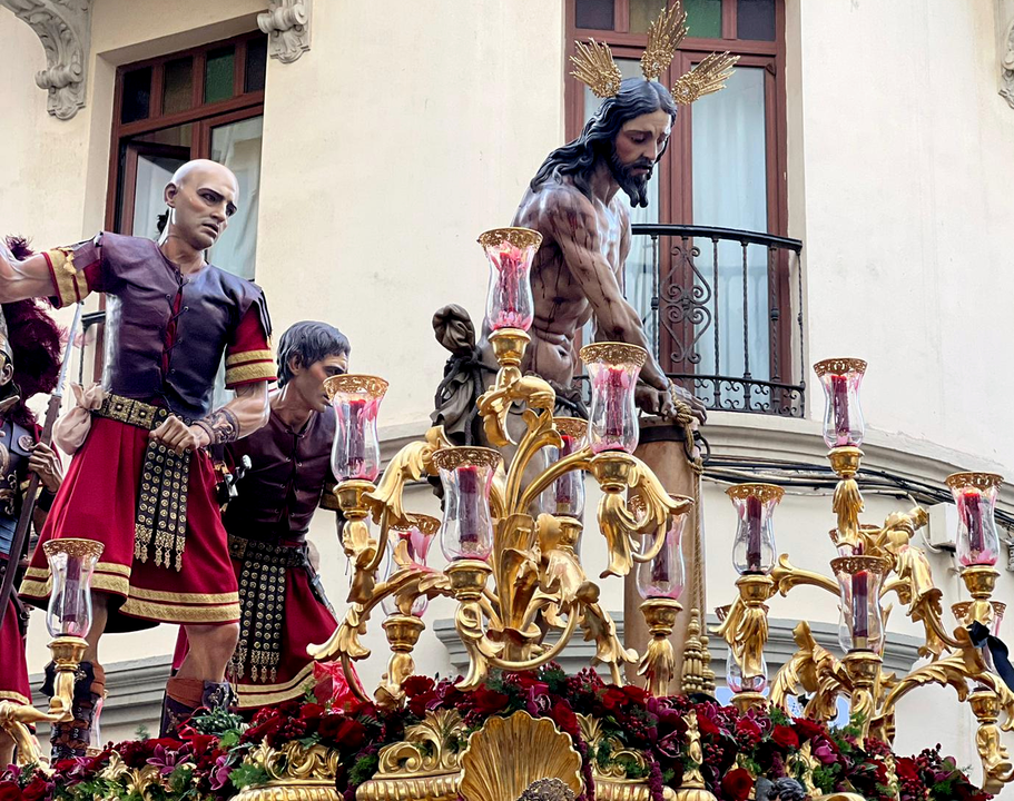 Salida procesional de la Hermandad de Nuestro Padre Jes&uacute;s de la Flagelaci&oacute;n y Mar&iacute;a Sant&iacute;sima de la Caridad / Archivo