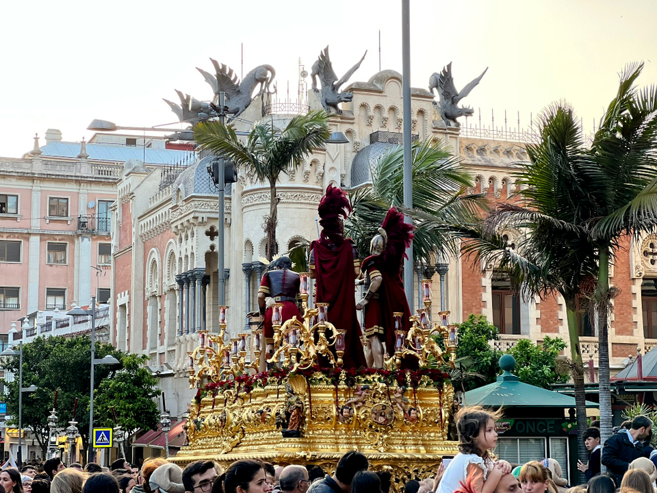 Salida procesional de la Hermandad de Nuestro Padre Jes&uacute;s de la Flagelaci&oacute;n y Mar&iacute;a Sant&iacute;sima de la Caridad _ Daniel Hern&aacute;ndez(35)