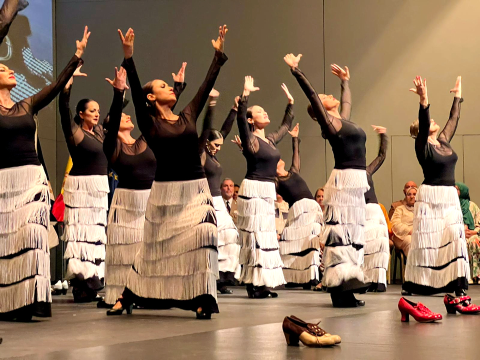 Emoci&oacute;n y arte en una entrega de Medallas y Escudos marcada por el amor a Ceuta (8)