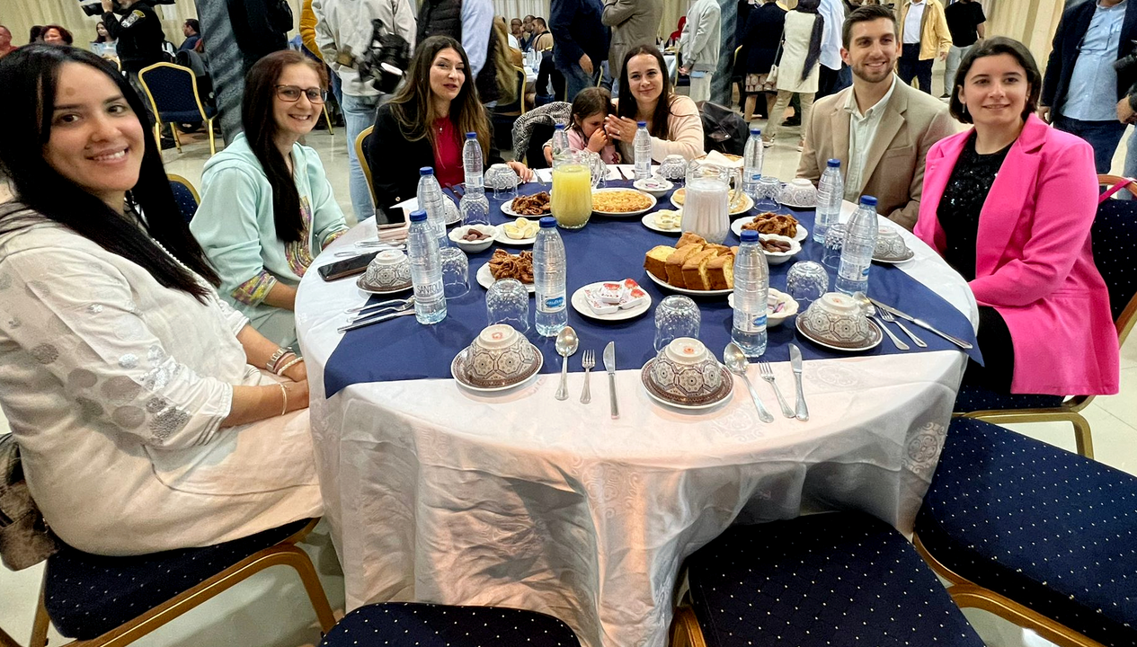 FOTOGALER&Iacute;A &ndash; No te pierdas el 'Iftar' organizado por Luna Blanca  (9)