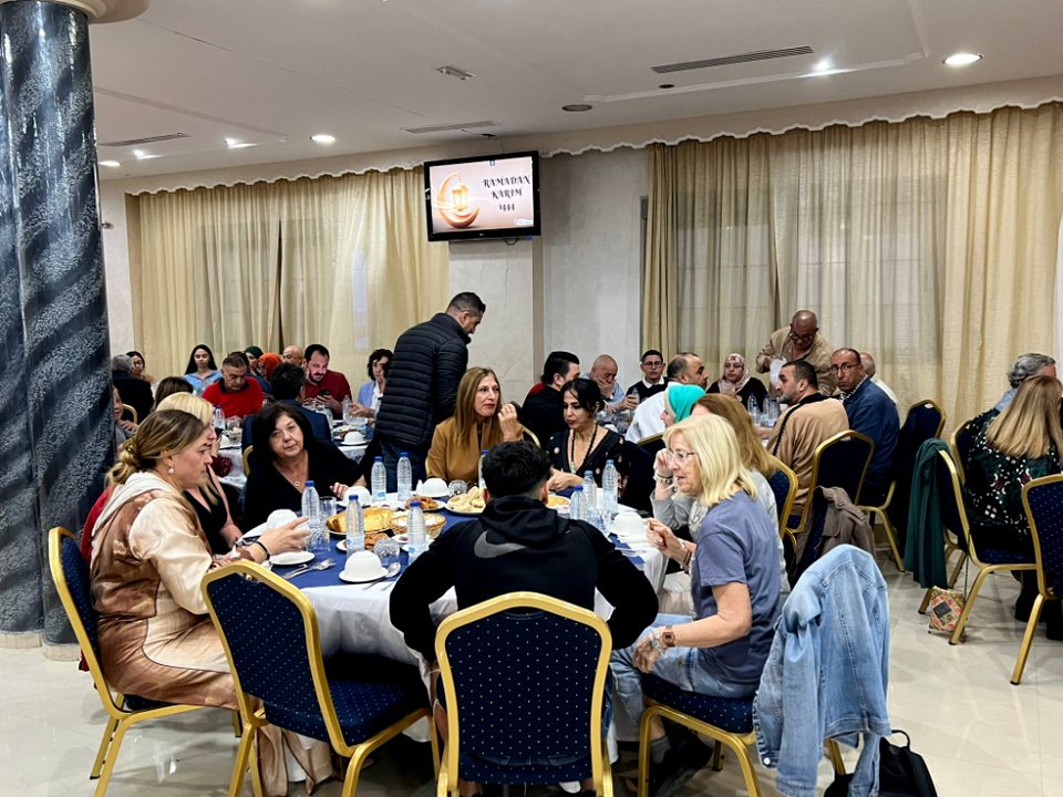FOTOGALER&Iacute;A &ndash; No te pierdas el 'Iftar' organizado por Luna Blanca  (1)