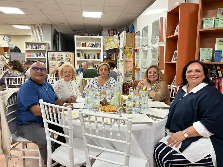 Iftar de la Federaci&oacute;n Provincial de Asociaciones de Vecinos / Daniel Hern&aacute;ndez