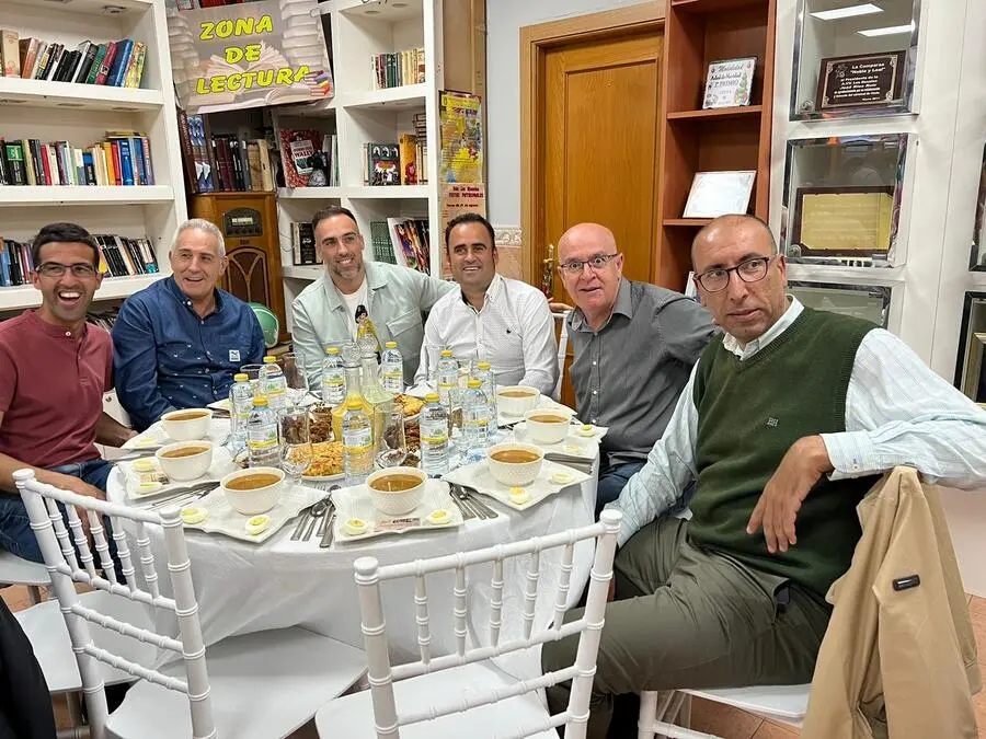 Iftar de la Federaci&oacute;n Provincial de Asociaciones de Vecinos / Daniel Hern&aacute;ndez