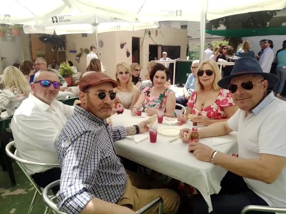 Fiesta de la Primavera / C&eacute;sar Mart&iacute;n