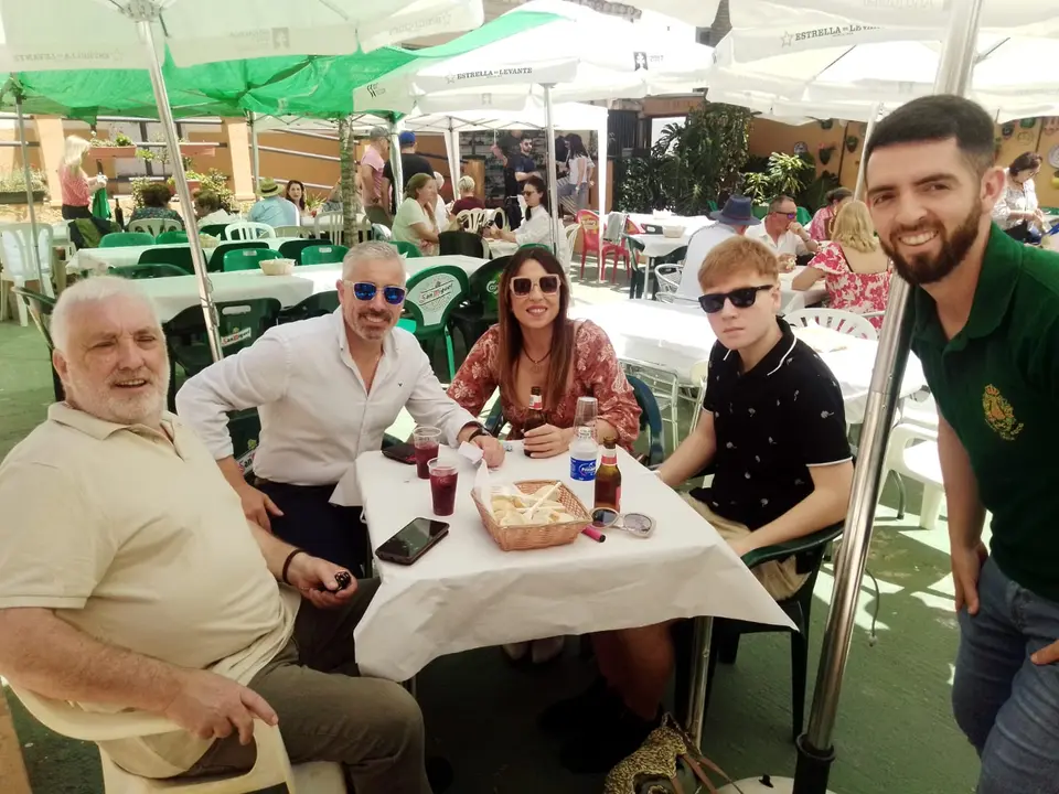 Fiesta de la Primavera / C&eacute;sar Mart&iacute;n