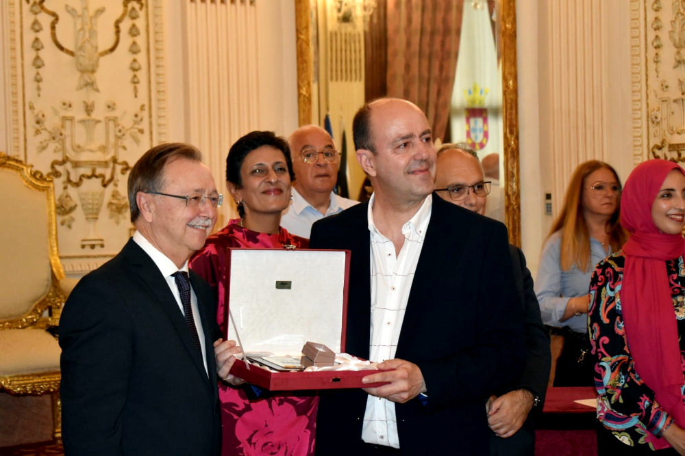 Funcionarios (21)