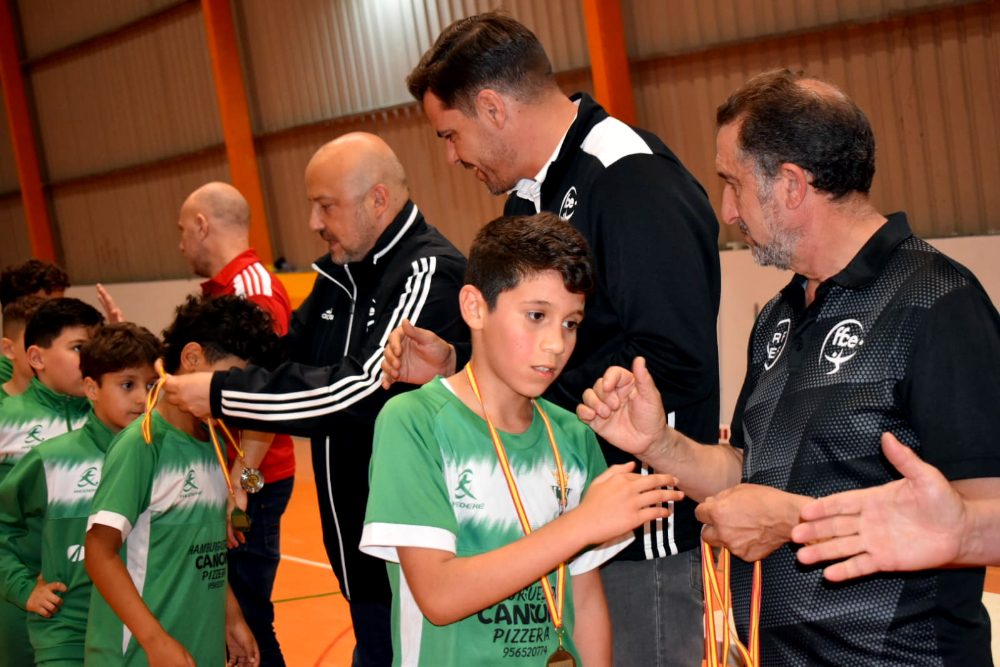 El CD Derrota al Betis de Had&uacute; en una gran final de Copa benjam&iacute;n (6)