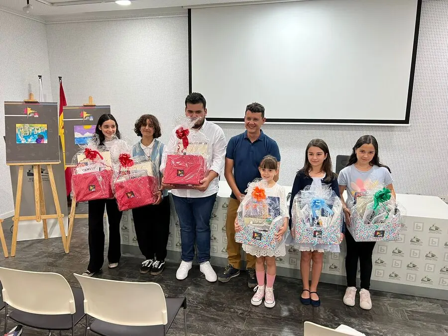 Entrega de la II Edici&oacute;n de los Premios de la Escuela de Arte / Daniel Hern&aacute;ndez