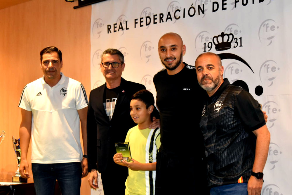 entrega de trofeos de la Liga de Veteranos de f&uacute;tbol  (9)