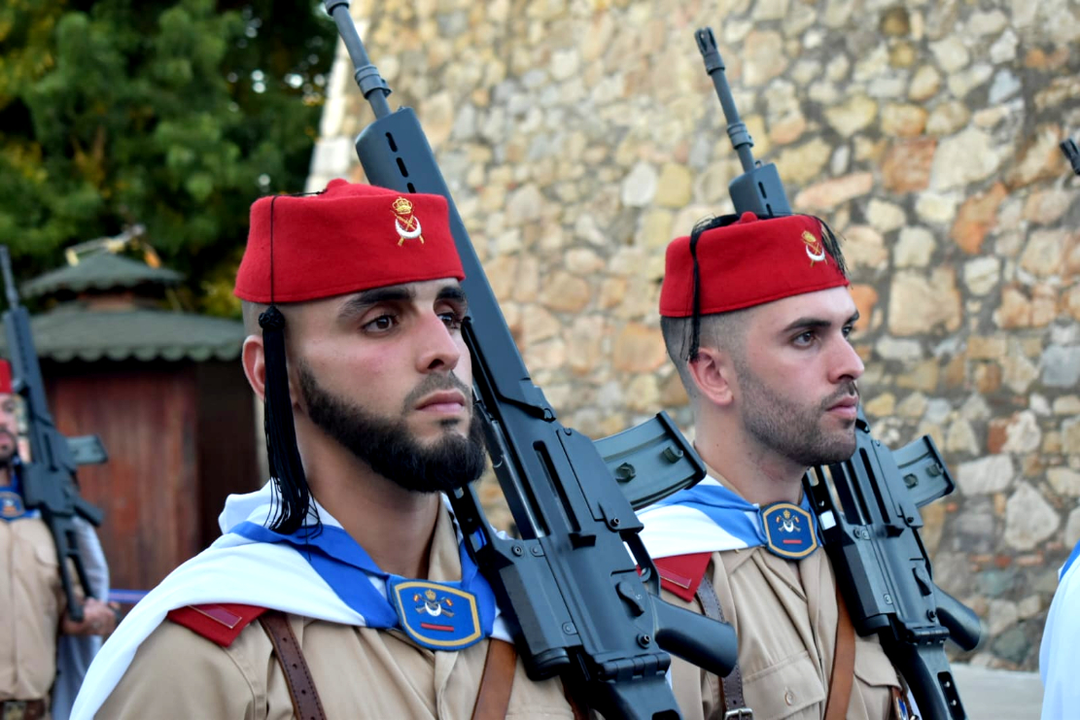 Ceuta rinde honores a su _fiel_ soldado Regular (23)