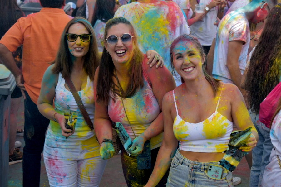 holi 4