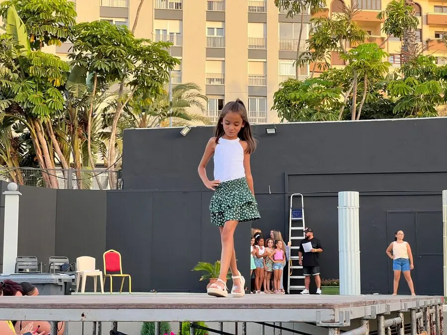 Ensayo del Certamen para la elecci&oacute;n de la Reina de las Fiestas 2023 / Daniel Hern&aacute;ndez