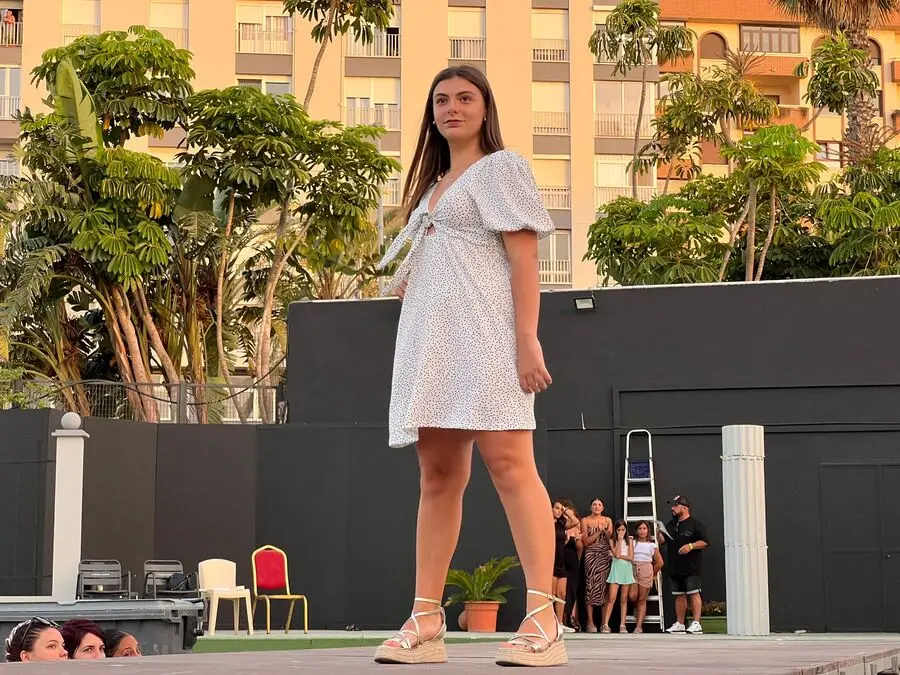 Ensayo del Certamen para la elecci&oacute;n de la Reina de las Fiestas 2023 / Daniel Hern&aacute;ndez