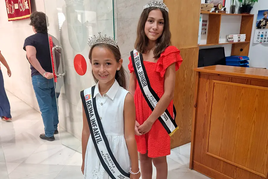 Recepci&oacute;n a las Reinas de las Fiestas 2023 por el presidente de la Ciudad / Laura Ortiz