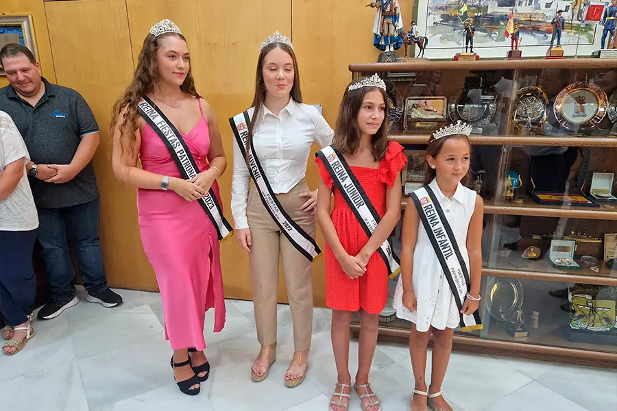 Recepci&oacute;n a las Reinas de las Fiestas 2023 por el presidente de la Ciudad / Laura Ortiz