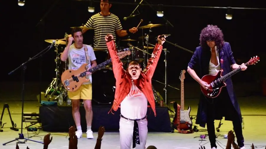 Tributo a Queen / Alejandro Castillo
