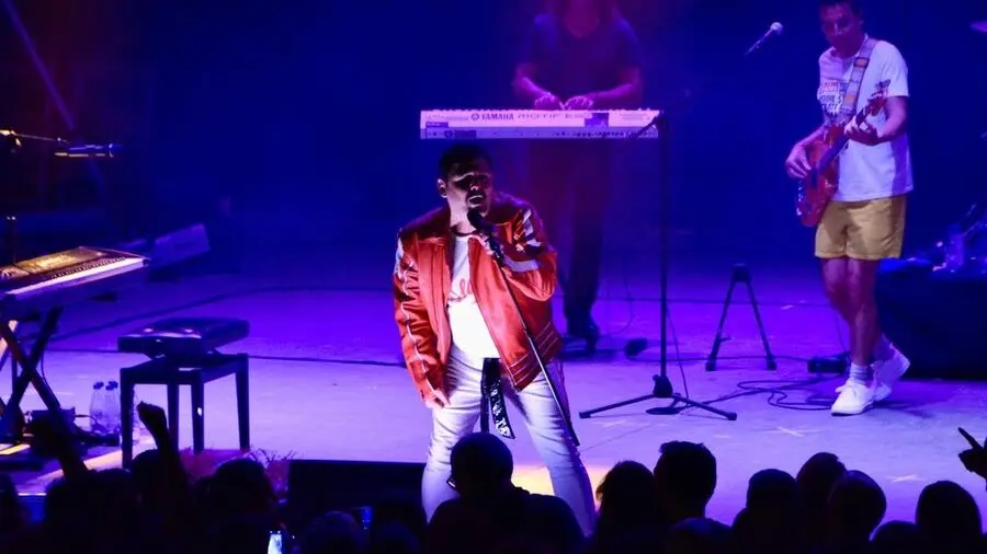 Tributo a Queen / Alejandro Castillo