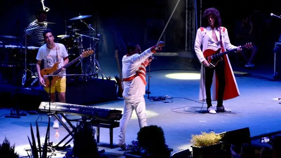 Tributo a Queen / Alejandro Castillo