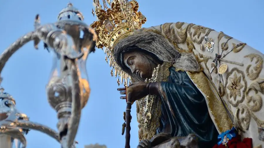 Procesi&oacute;n de la Virgen de &Aacute;frica / Alejandro Castillo