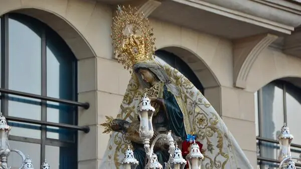 Procesi&oacute;n de la Virgen de &Aacute;frica / Alejandro Castillo