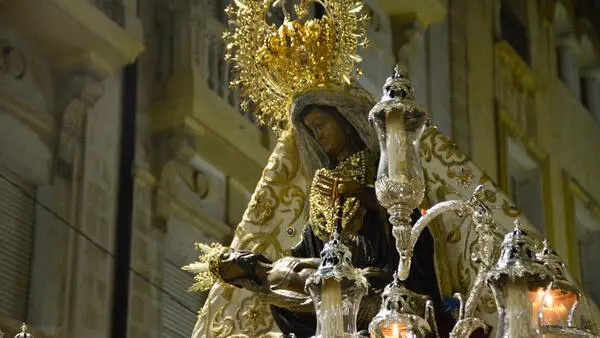 Procesi&oacute;n de la Virgen de &Aacute;frica / Alejandro Castillo