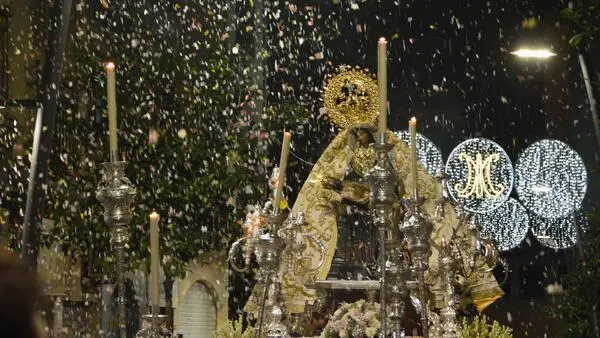 Procesi&oacute;n de la Virgen de &Aacute;frica / Alejandro Castillo