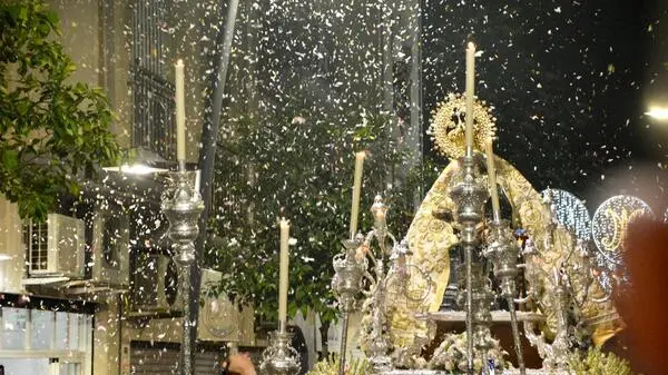 Procesi&oacute;n de la Virgen de &Aacute;frica / Alejandro Castillo