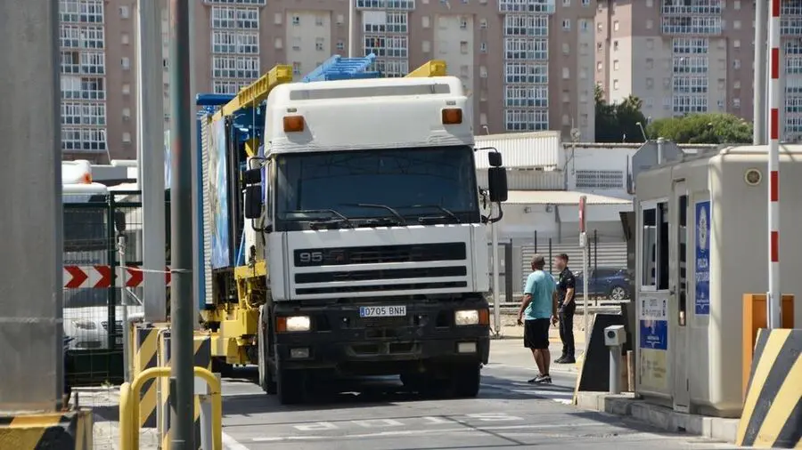 Operaci&oacute;n Feriante / Alejandro Castillo