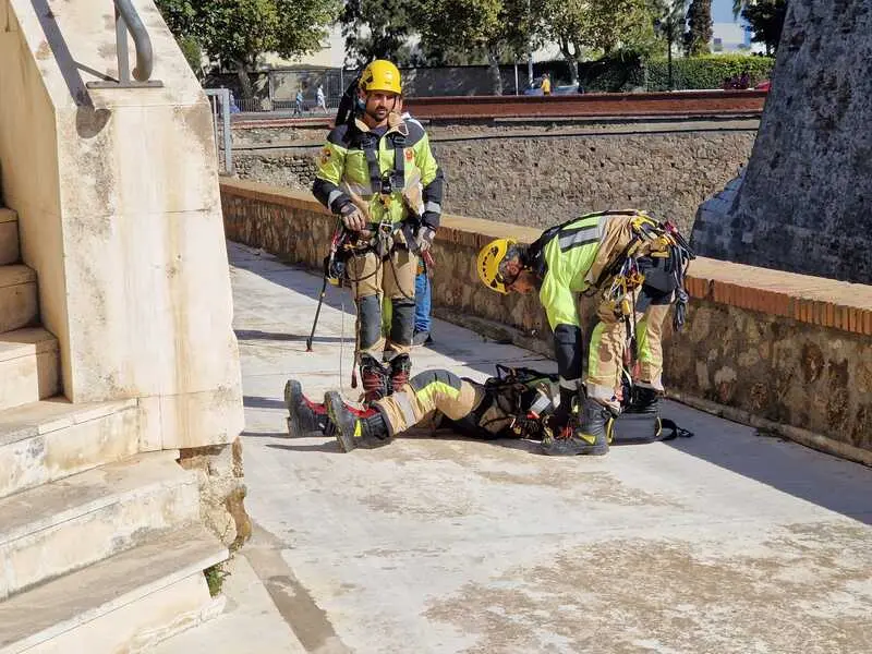 Rescate Vertical en las Murallas Reales / Laura Ortiz