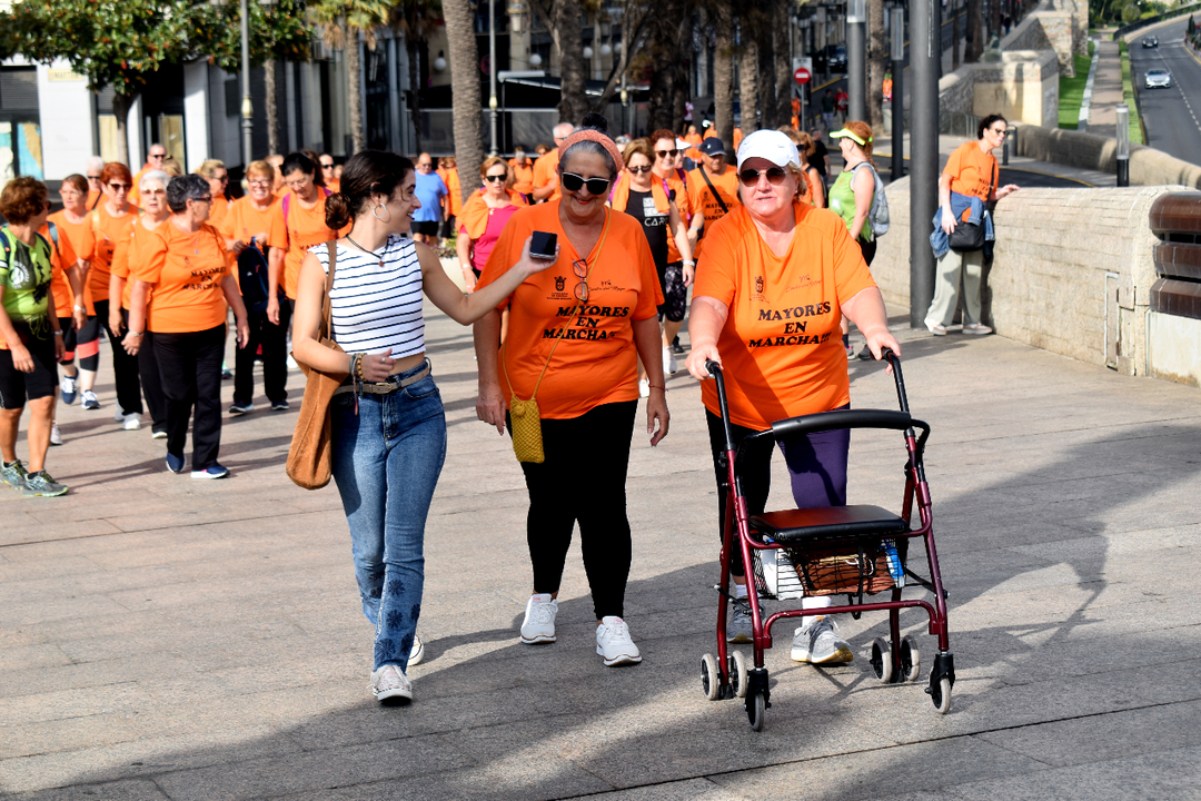 Ceuta se pone en marcha al ritmo de nuestros mayores (8)