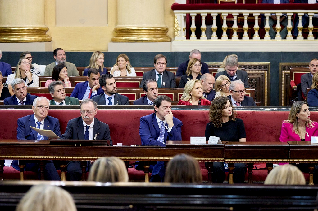 El presidente Vivas interviene en el Senado (7)